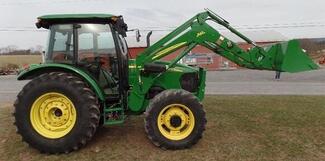 John Deere 5525 