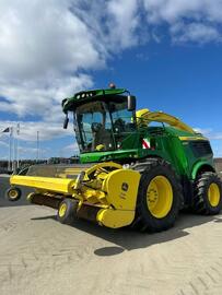 John Deere 9700i