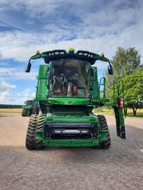 John Deere S 690