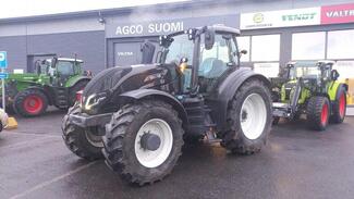 Valtra T215 2021