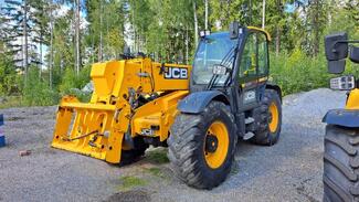 JCB 560-80 Agri Xtra