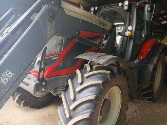 Valtra T174 Active