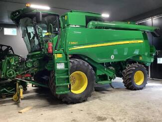 John Deere T 560 i