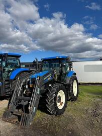 New Holland TS 110 A