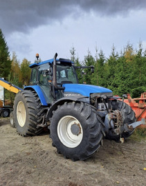 New Holland TM135 2002