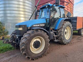 New Holland TM150 2002